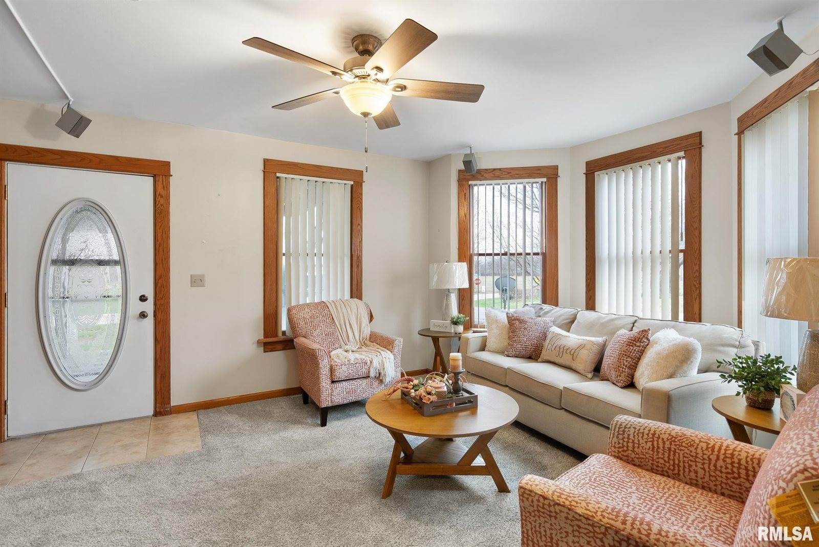 7020 Valley Drive, Bettendorf, IA 52722