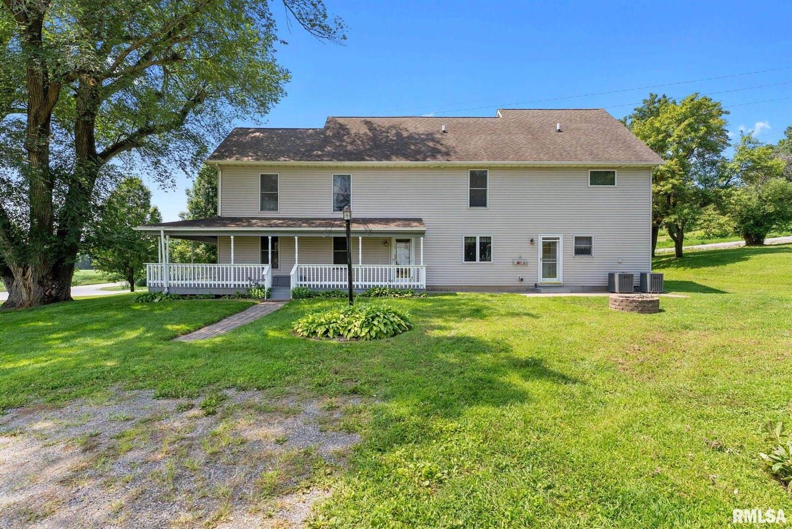 7020 Valley Drive, Bettendorf, IA 52722