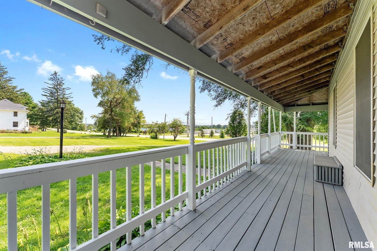 7020 Valley Drive, Bettendorf, IA 52722