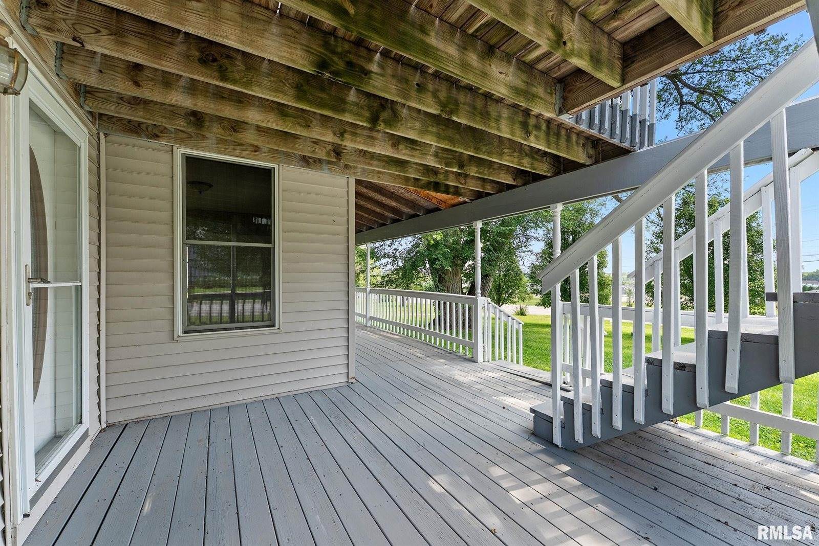 7020 Valley Drive, Bettendorf, IA 52722