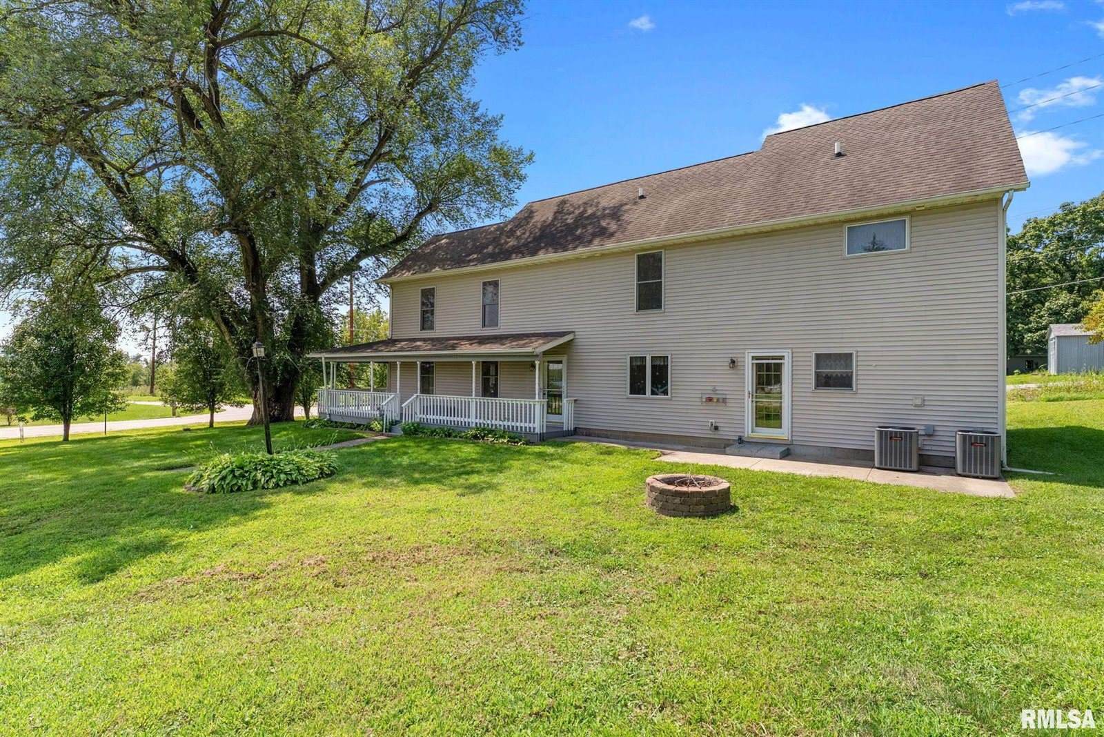 7020 Valley Drive, Bettendorf, IA 52722