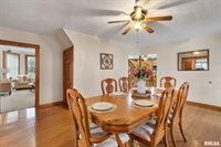 7020 Valley Drive, Bettendorf, IA 52722