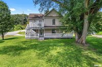 7020 Valley Drive, Bettendorf, IA 52722