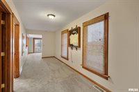 7020 Valley Drive, Bettendorf, IA 52722