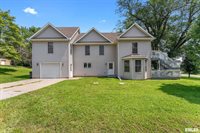 7020 Valley Drive, Bettendorf, IA 52722