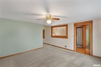 7020 Valley Drive, Bettendorf, IA 52722