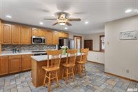 7020 Valley Drive, Bettendorf, IA 52722