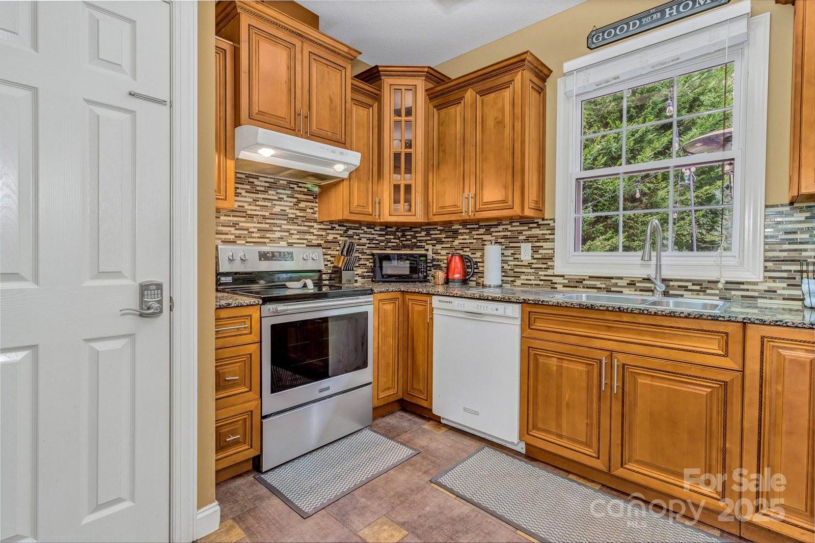 159 South Willow Brook Drive, Asheville, NC 28806