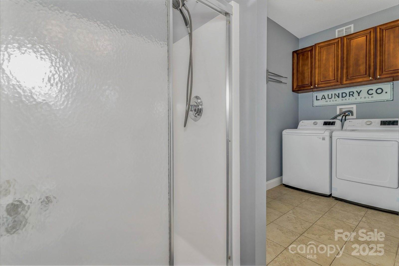 159 South Willow Brook Drive, Asheville, NC 28806