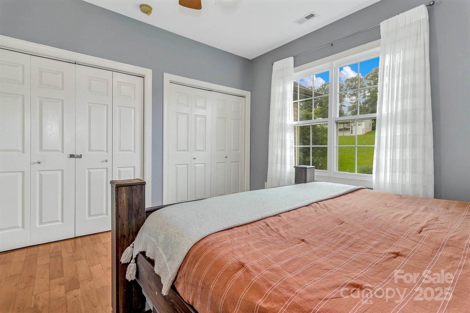 159 South Willow Brook Drive, Asheville, NC 28806