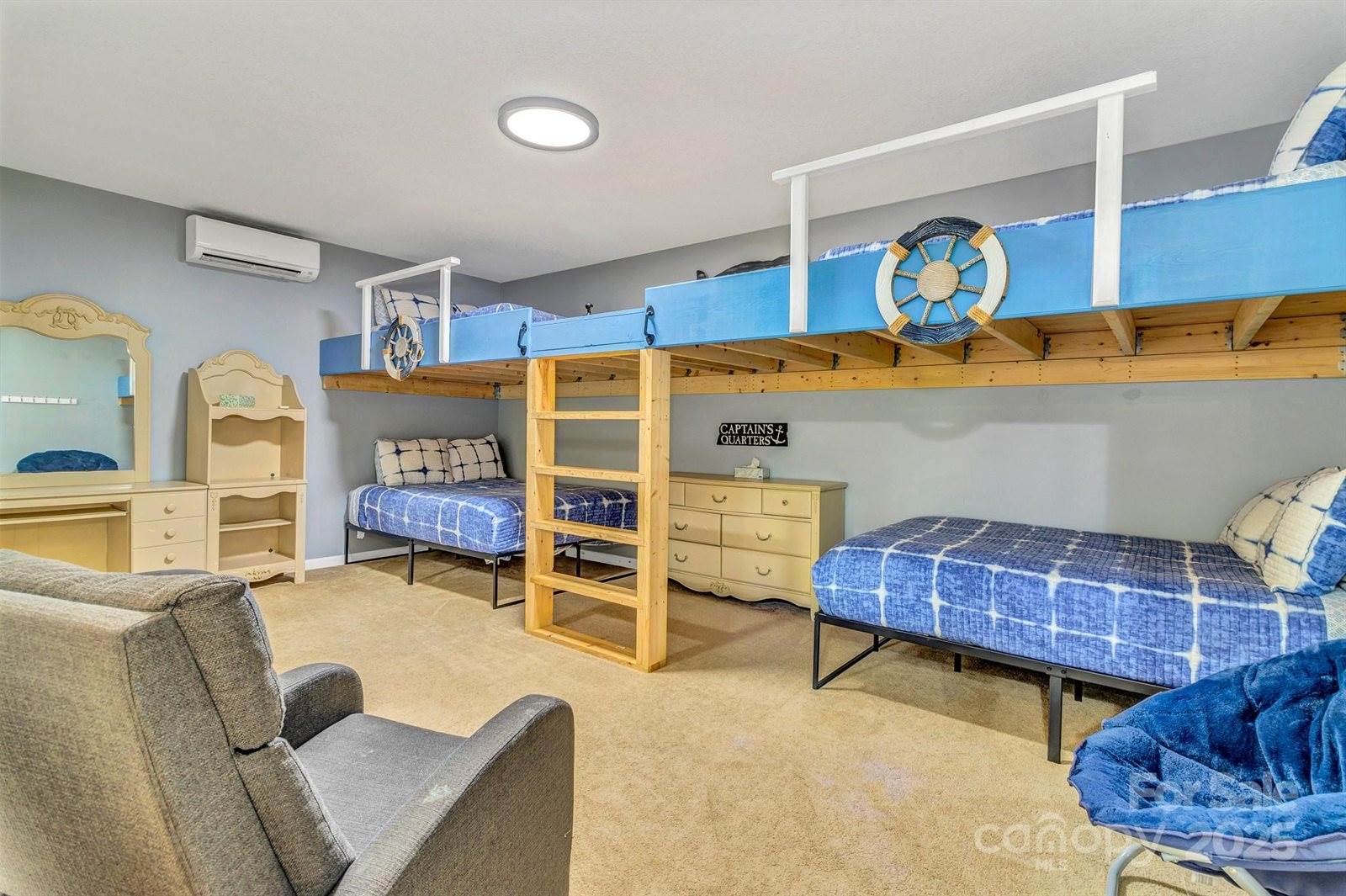 159 South Willow Brook Drive, Asheville, NC 28806