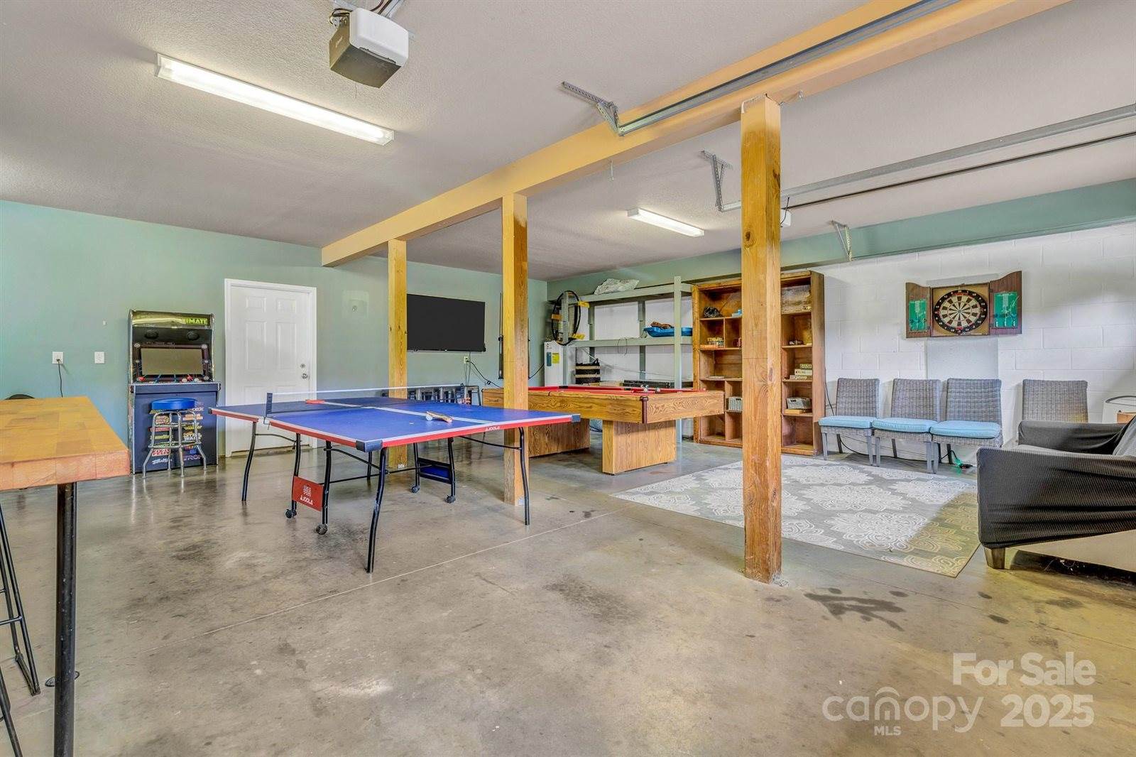 159 South Willow Brook Drive, Asheville, NC 28806