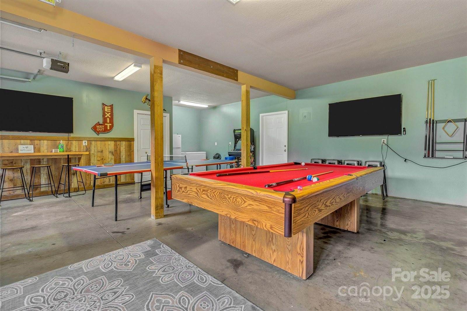 159 South Willow Brook Drive, Asheville, NC 28806