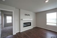 225 North 10th Avenue, Springfield, NE 68059