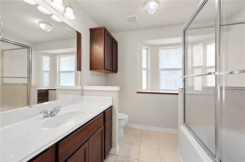 919 Windmeadows Drive, College Station, TX 77845