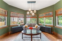 56 Crestwood Terrace, Davenport, IA 52803