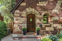 56 Crestwood Terrace, Davenport, IA 52803