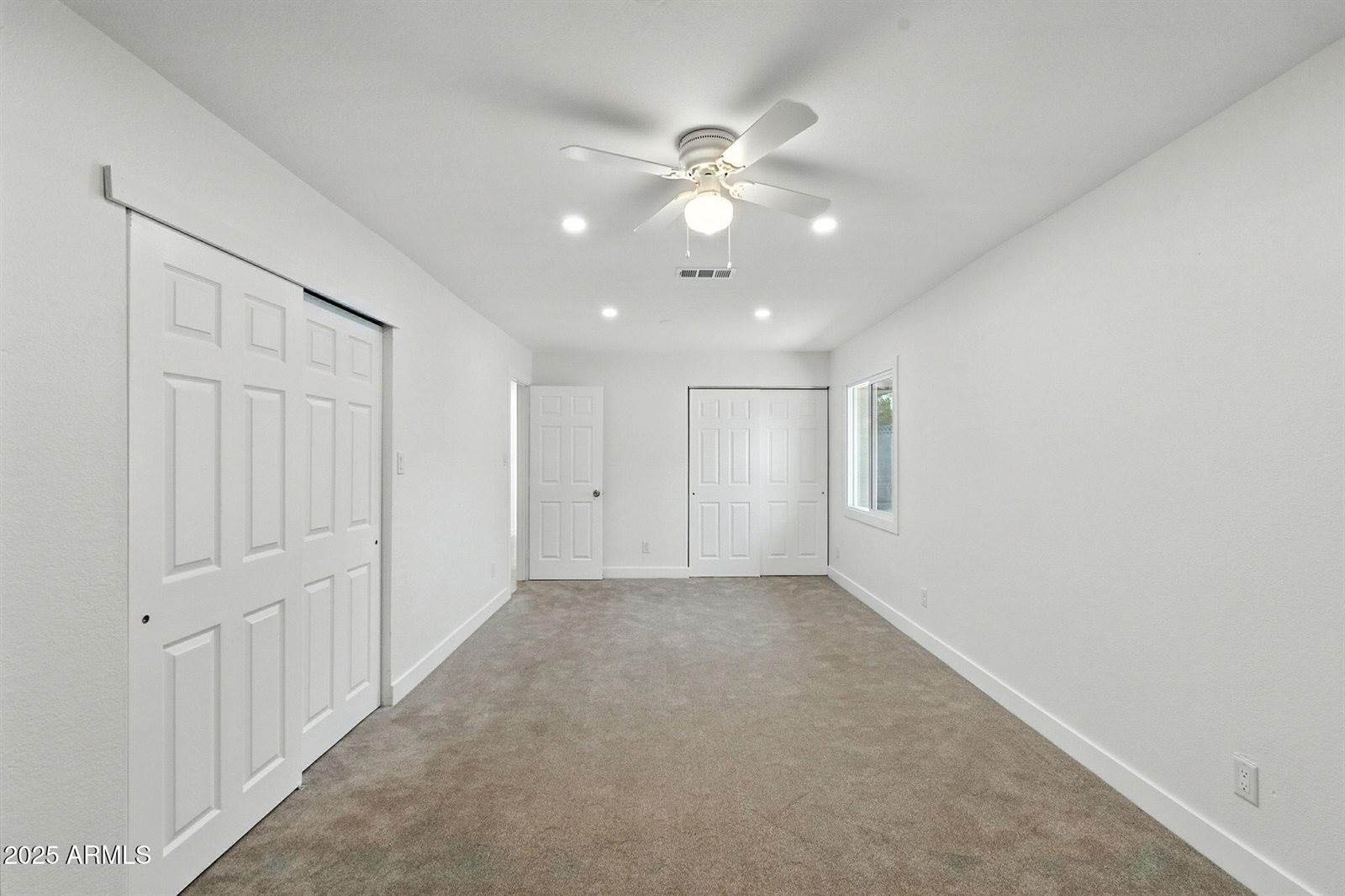 7637 North 7TH Avenue, Phoenix, AZ 85021