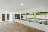 7637 North 7TH Avenue, Phoenix, AZ 85021