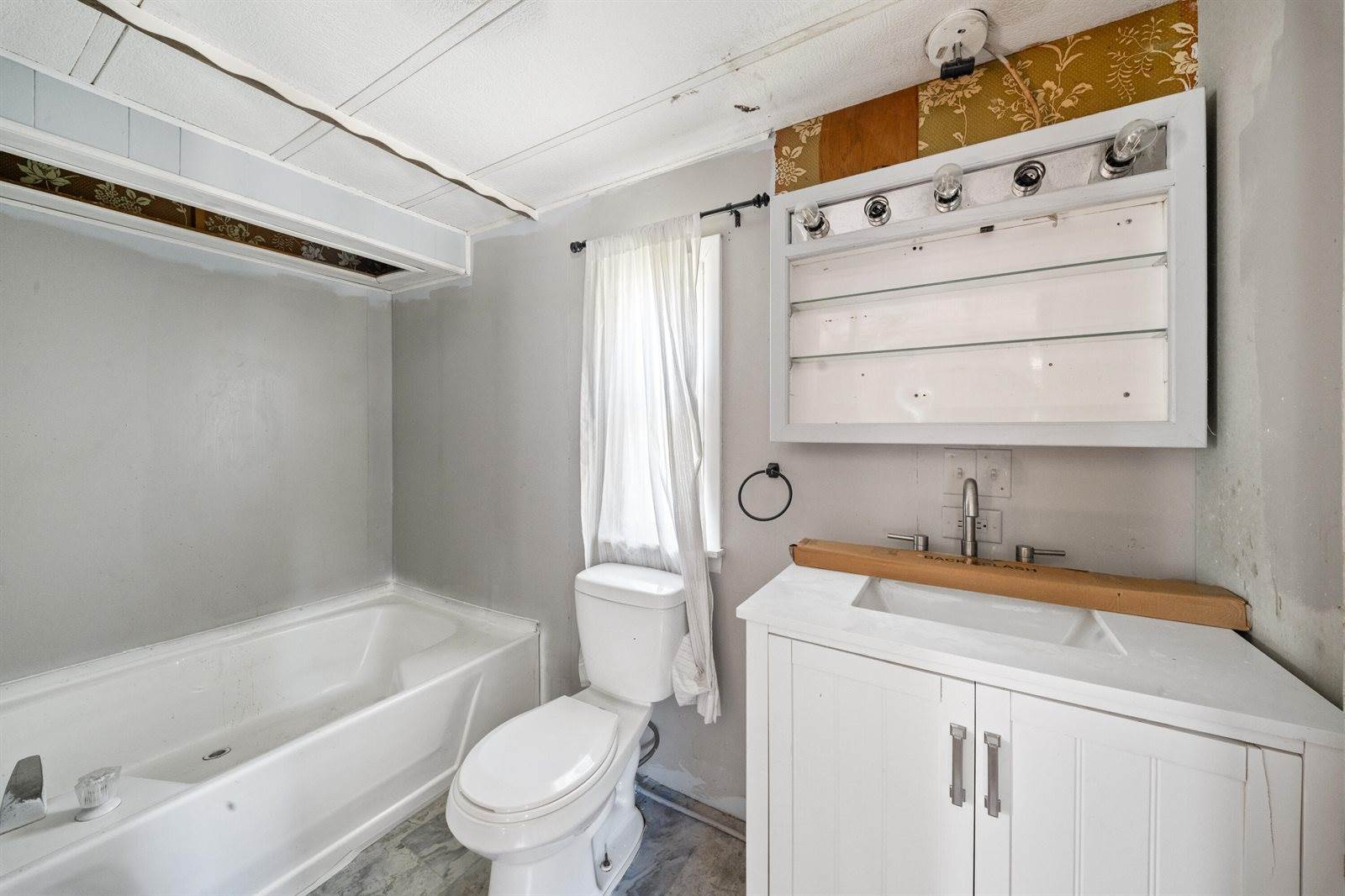 24 Birch Street, Milford, ME 04461