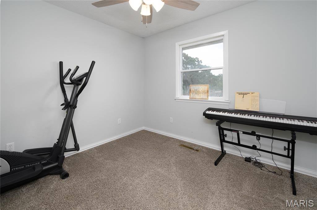 20020 Richfield Road, Richland, MO 65556