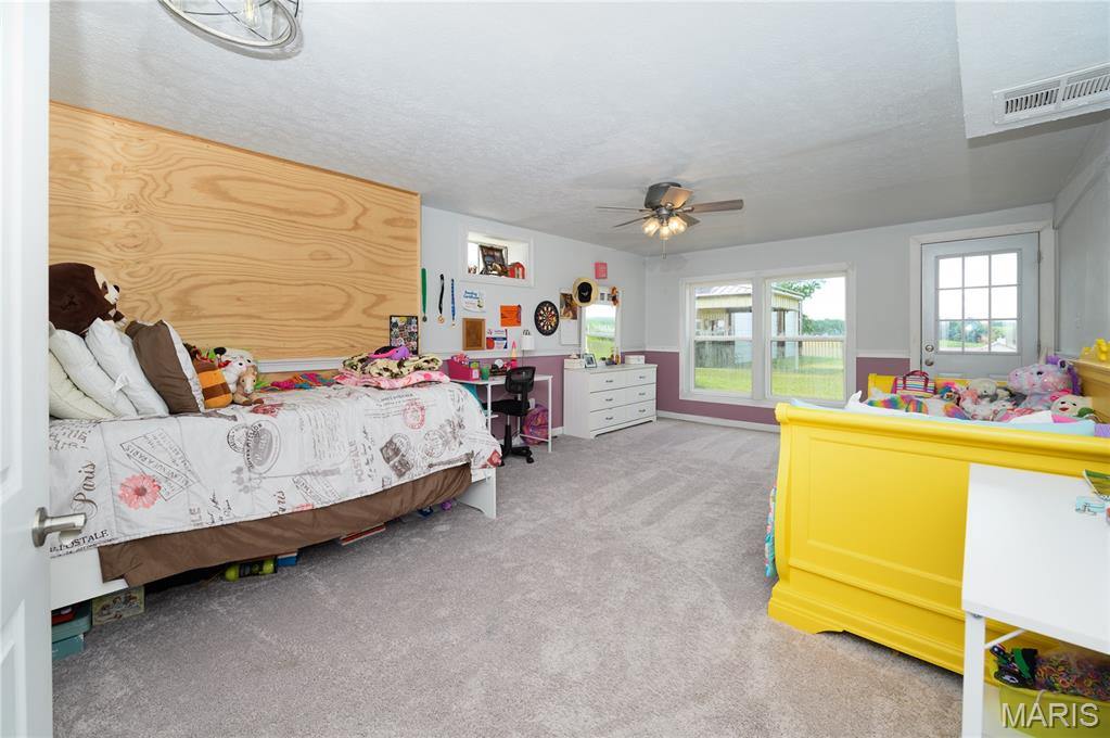 20020 Richfield Road, Richland, MO 65556