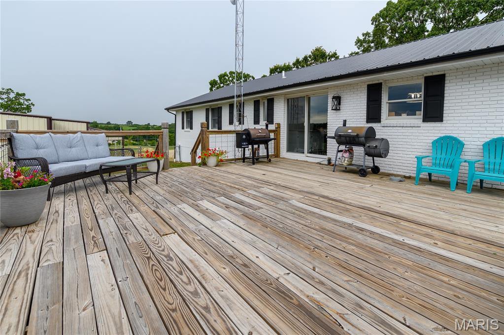 20020 Richfield Road, Richland, MO 65556