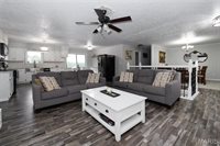 20020 Richfield Road, Richland, MO 65556