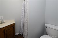 20020 Richfield Road, Richland, MO 65556