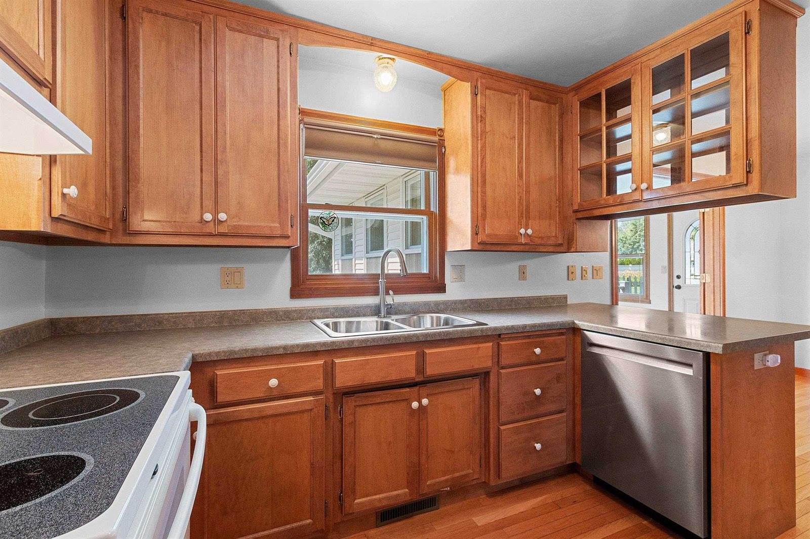 2982 Brighton Place, Green Bay, WI 54311