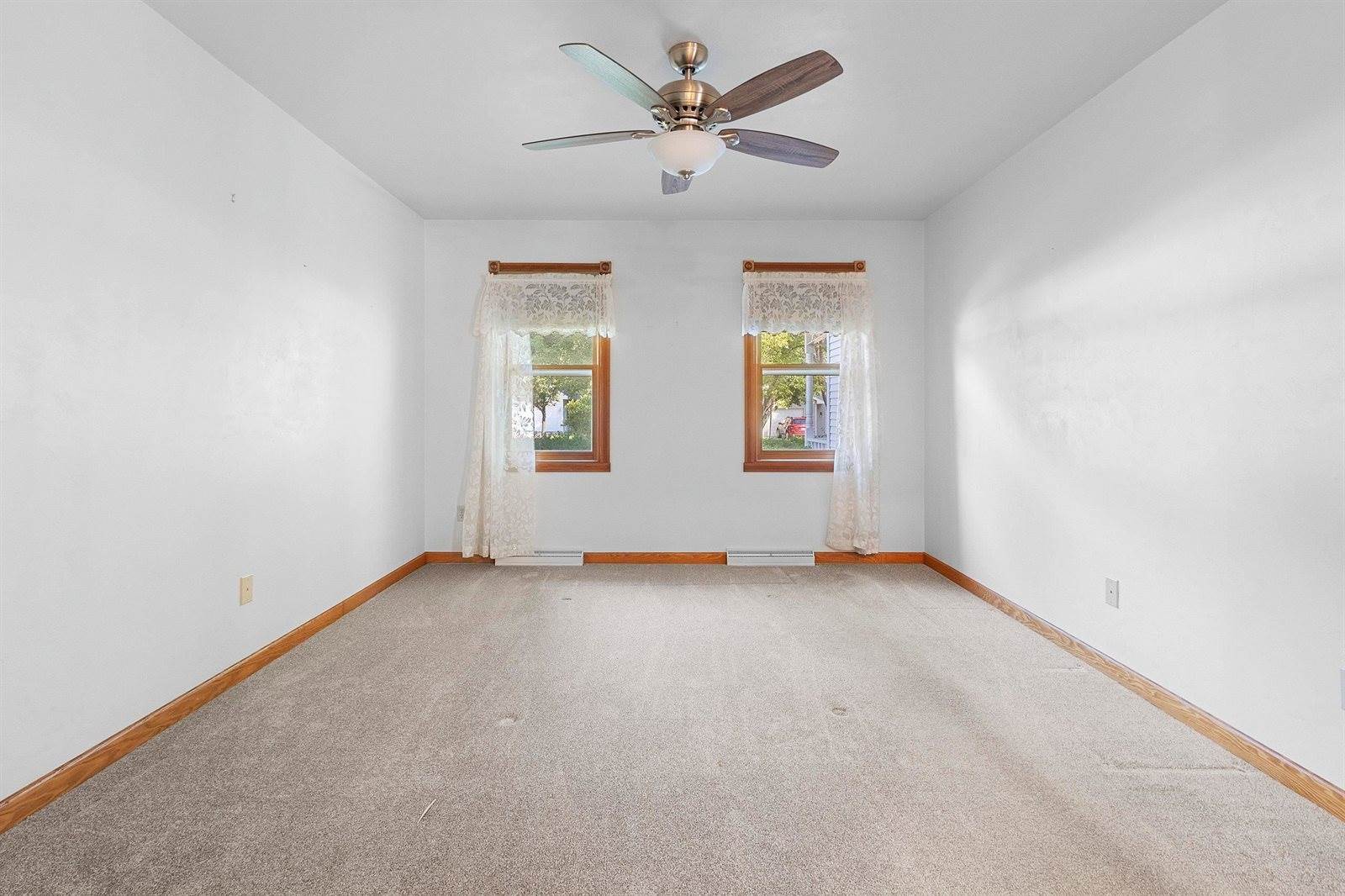 2982 Brighton Place, Green Bay, WI 54311