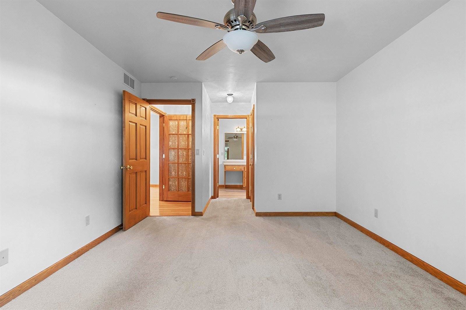 2982 Brighton Place, Green Bay, WI 54311