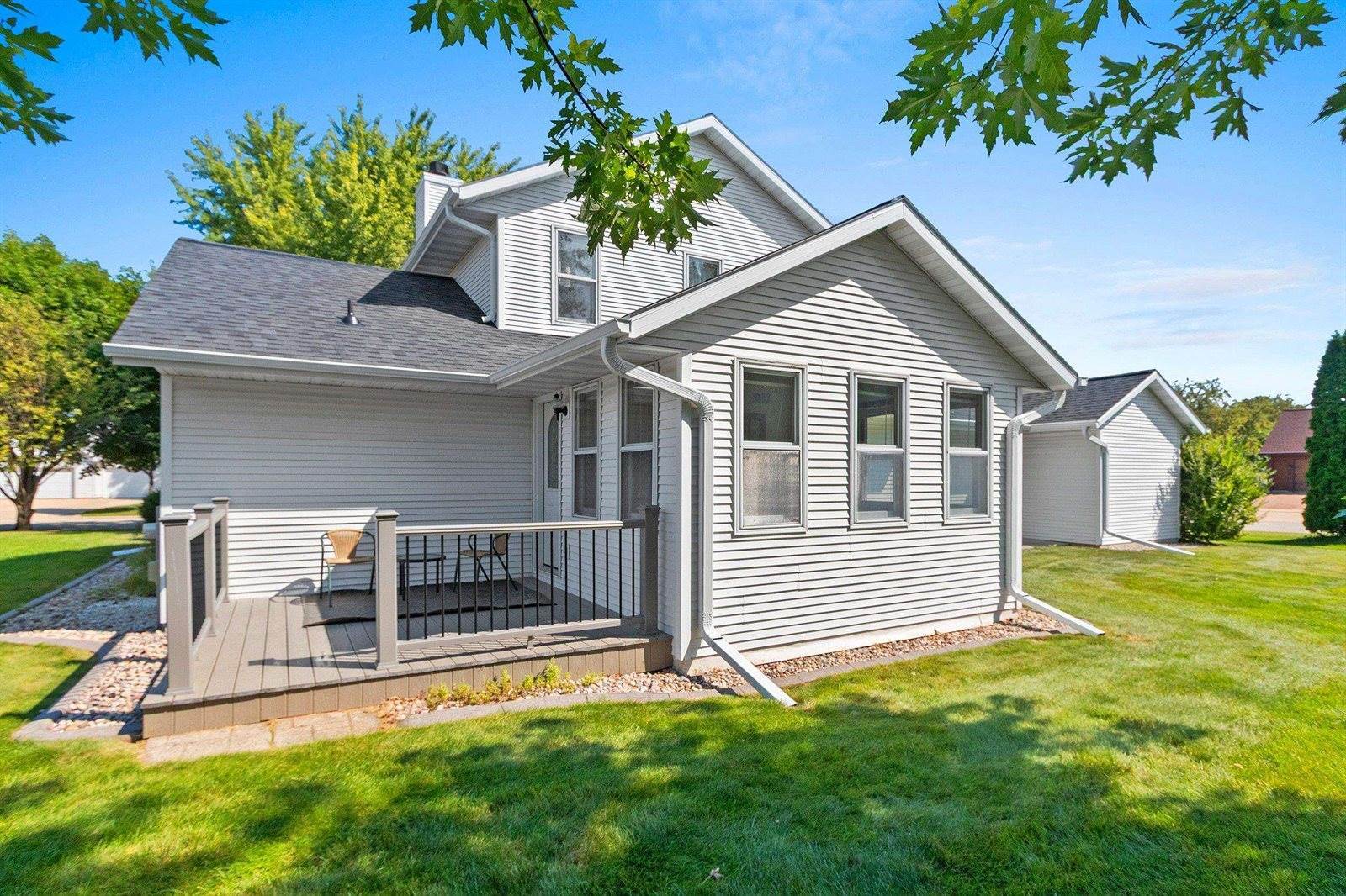 2982 Brighton Place, Green Bay, WI 54311