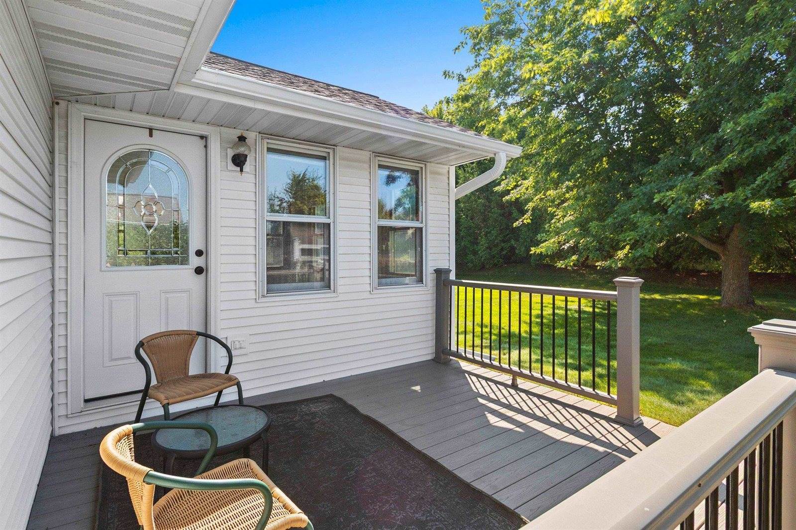 2982 Brighton Place, Green Bay, WI 54311