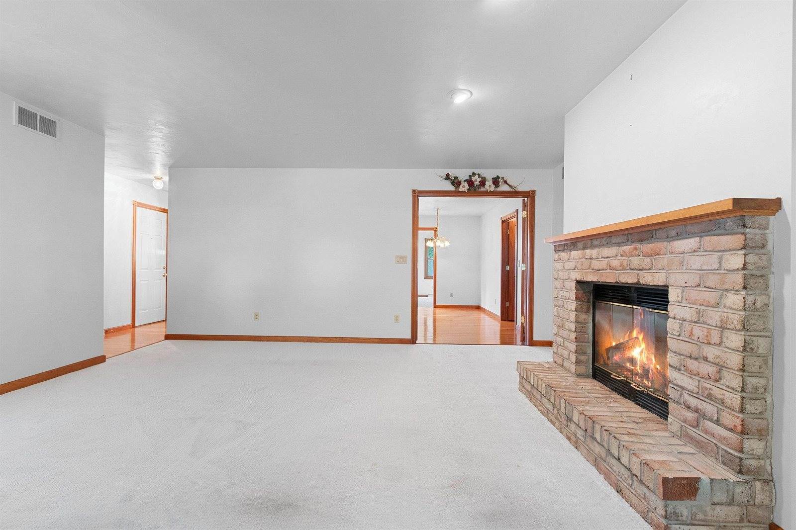 2982 Brighton Place, Green Bay, WI 54311