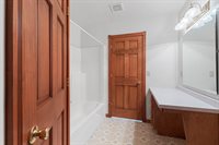 2982 Brighton Place, Green Bay, WI 54311