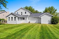 2982 Brighton Place, Green Bay, WI 54311