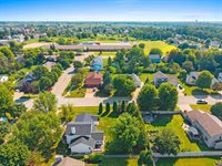 2982 Brighton Place, Green Bay, WI 54311