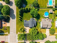 2982 Brighton Place, Green Bay, WI 54311