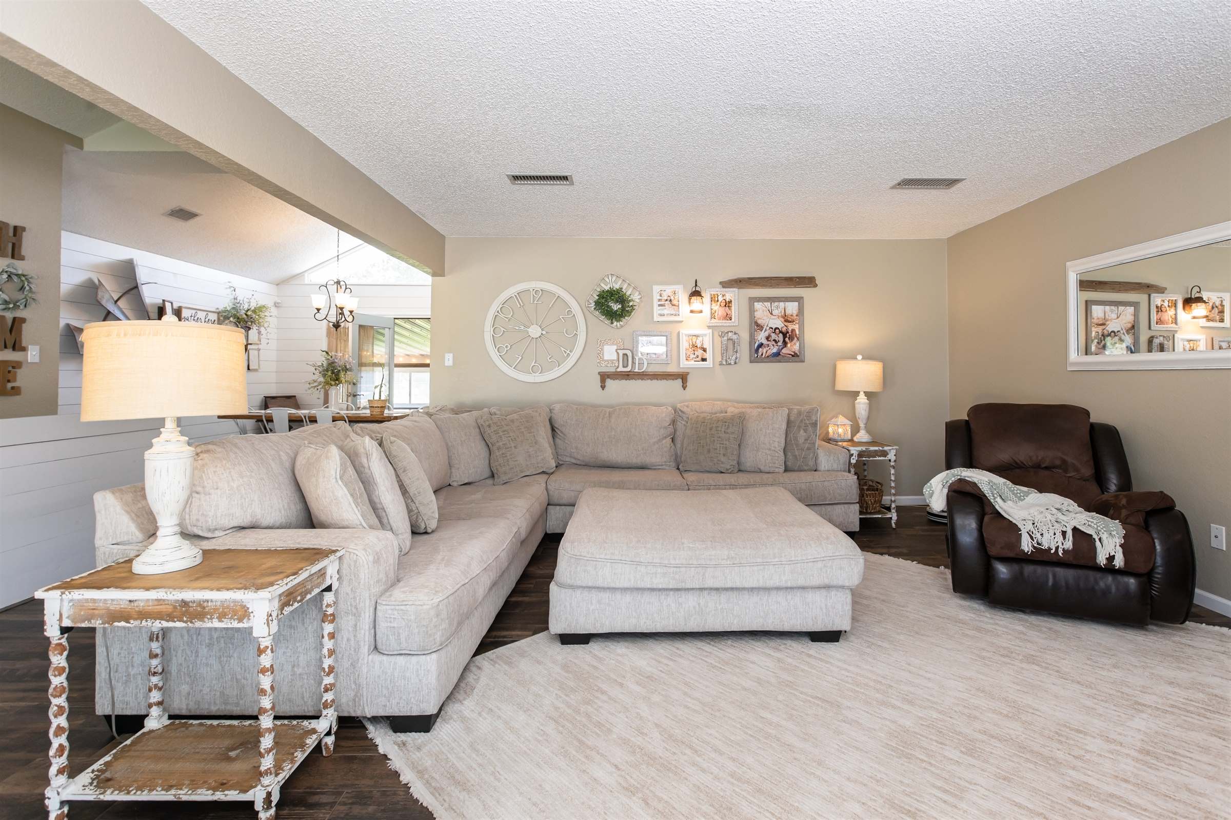 912 North Joyce Drive, Ulysses, KS 67880