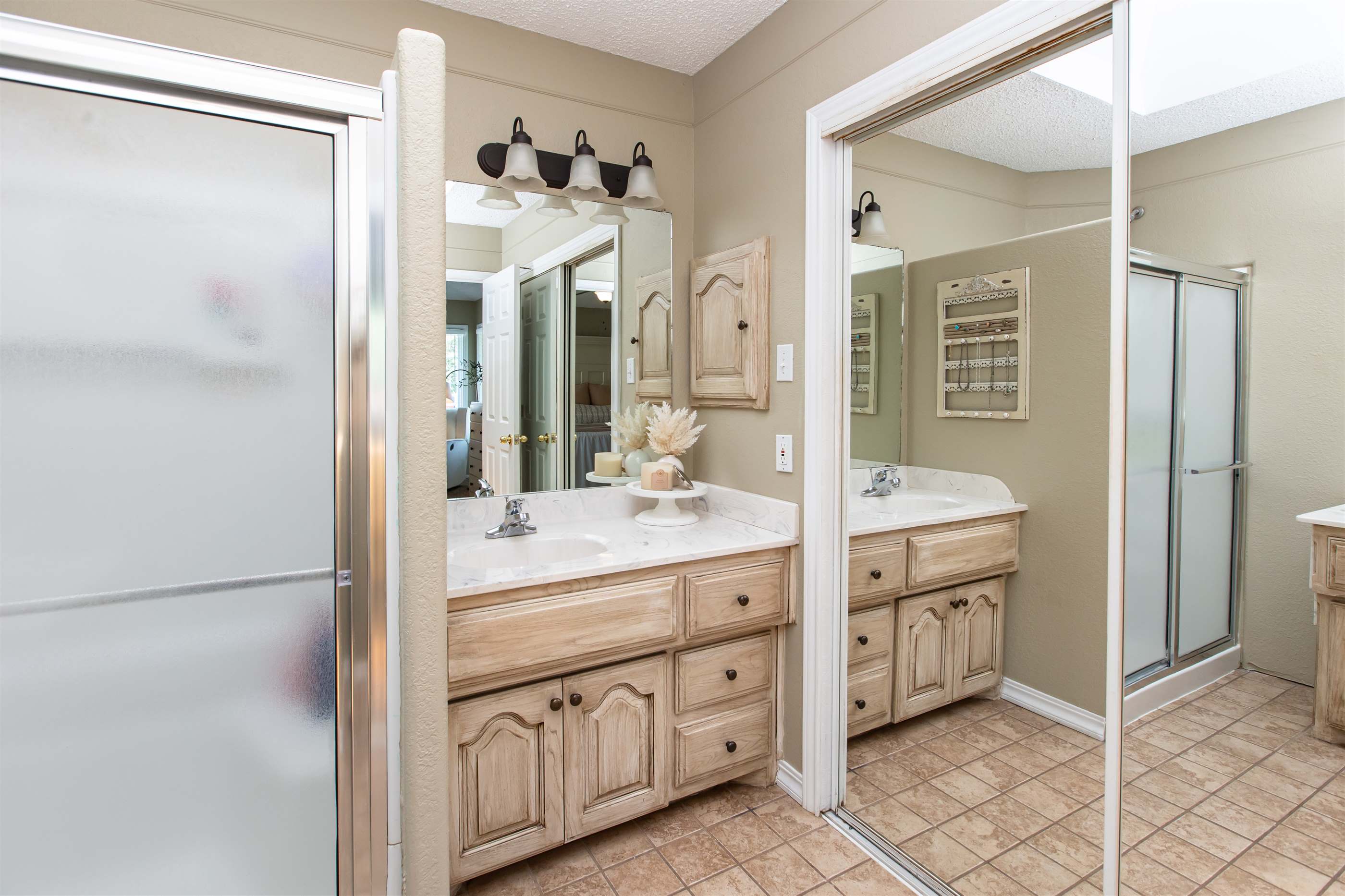 912 North Joyce Drive, Ulysses, KS 67880