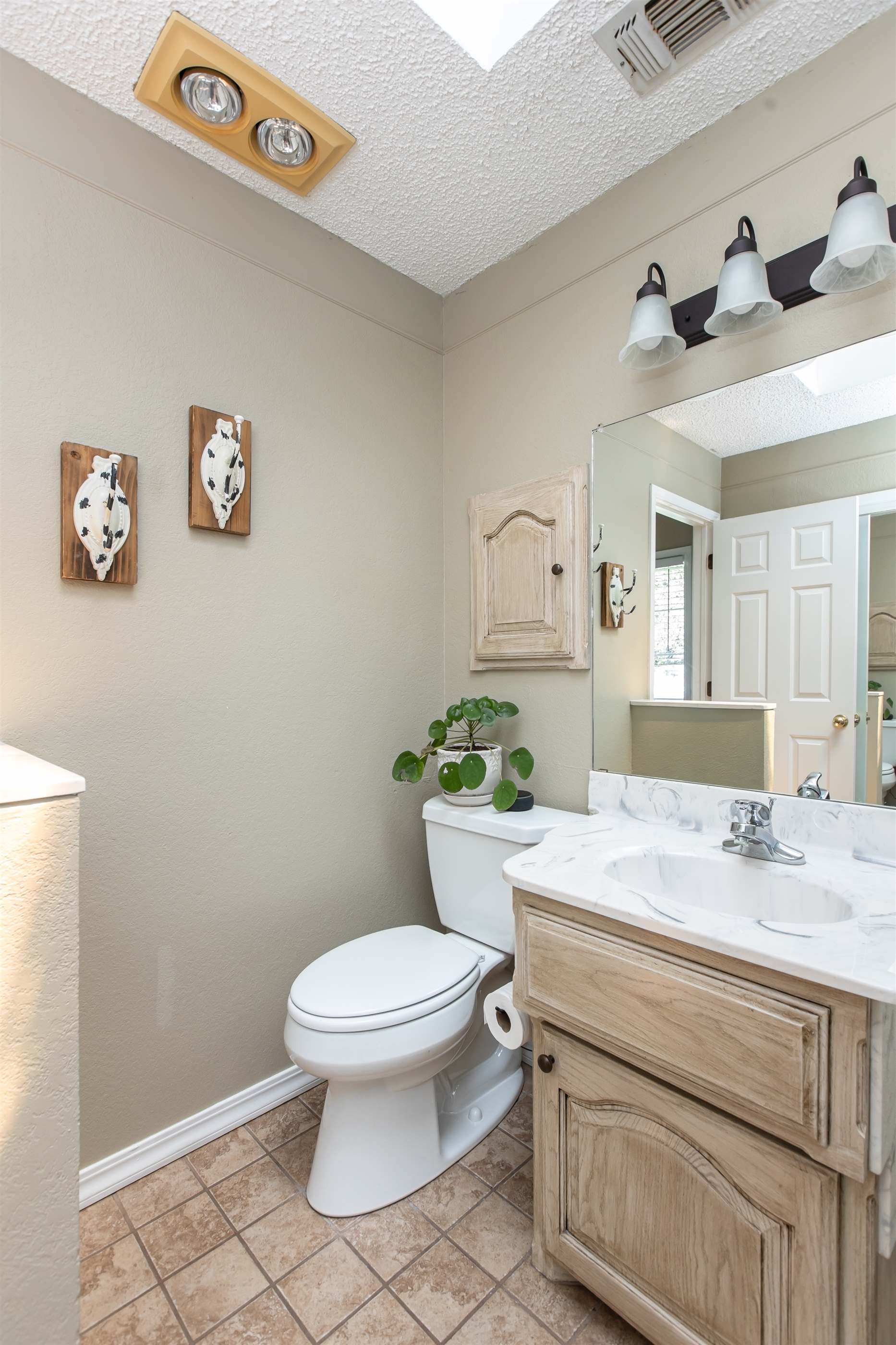 912 North Joyce Drive, Ulysses, KS 67880