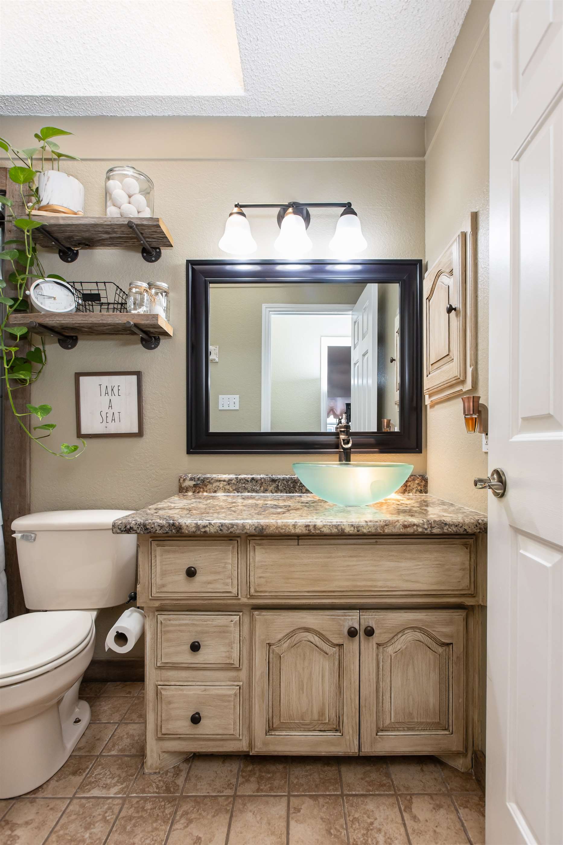 912 North Joyce Drive, Ulysses, KS 67880