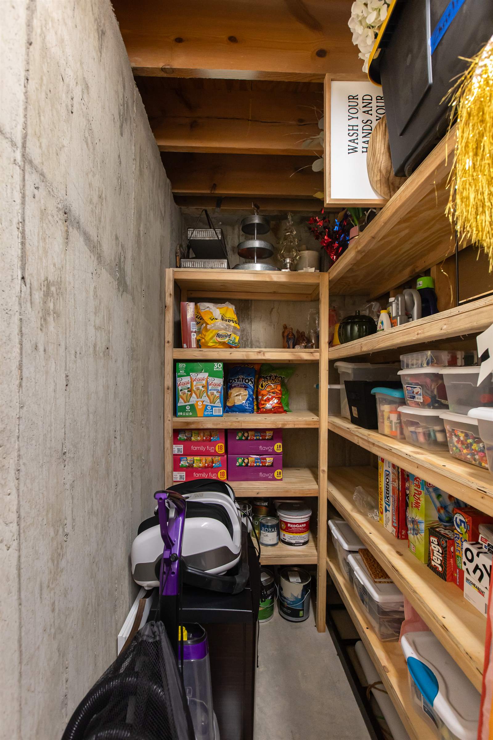 912 North Joyce Drive, Ulysses, KS 67880