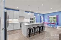 8533 Everwood Avenue, Huntersville, NC 28078