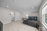 8533 Everwood Avenue, Huntersville, NC 28078