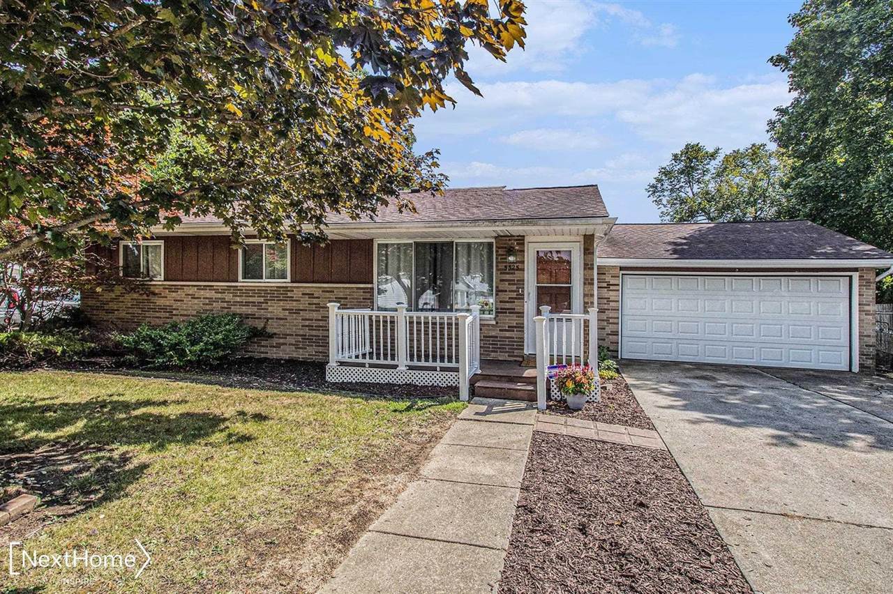 5525 Westchester Drive, Flint, MI 48532