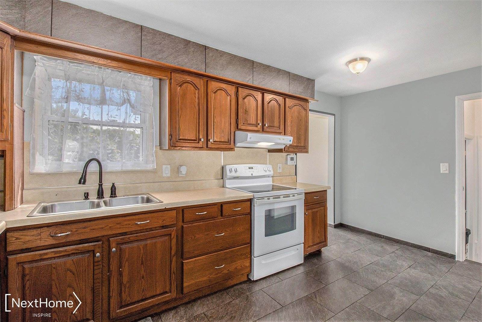 5525 Westchester Drive, Flint, MI 48532