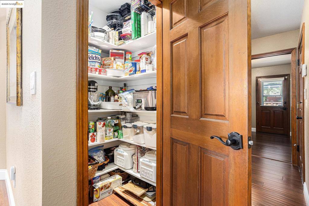 15 Madeira Ct, Oakley, CA 94561