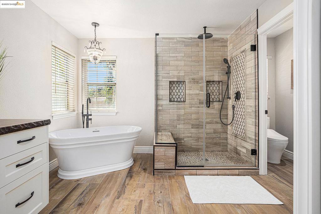 15 Madeira Ct, Oakley, CA 94561